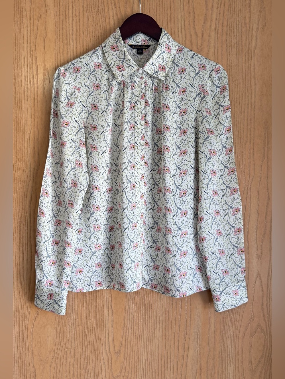Brooks Brothers | Women’s 8 | White Pink Floral Silk Long Sleeve Blouse Career